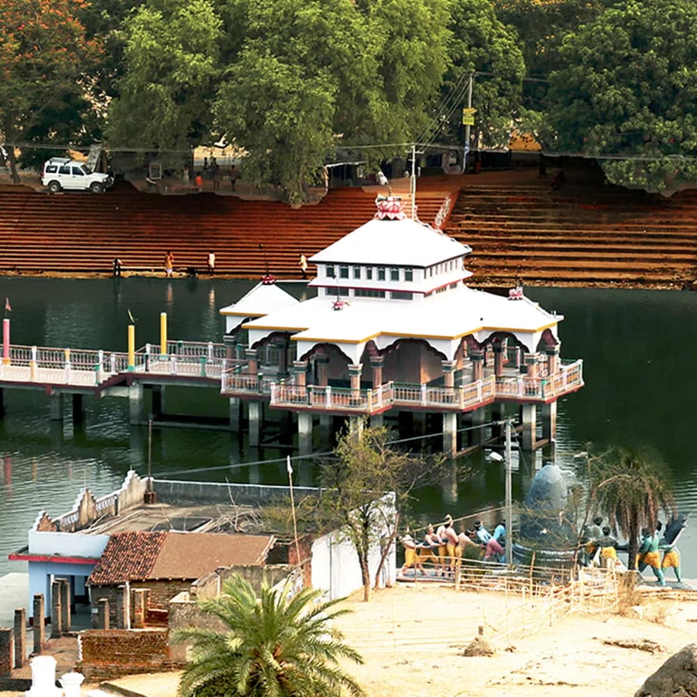 Temple and tank at the Mandar Hill complex in Banka